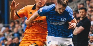 Hull City, averaj ile ligde kaldı!