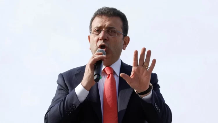Tutuklu İstanbul Büyükşehir Belediye Başkanı Ekrem İmamoğlu, AKP’nin meclise sunduğu, “belediyelerin öğrenci yurdu açma ve işletme yetkisinin kaldırılmasını” öngören yasa teklifine sert tepki gösterdi.