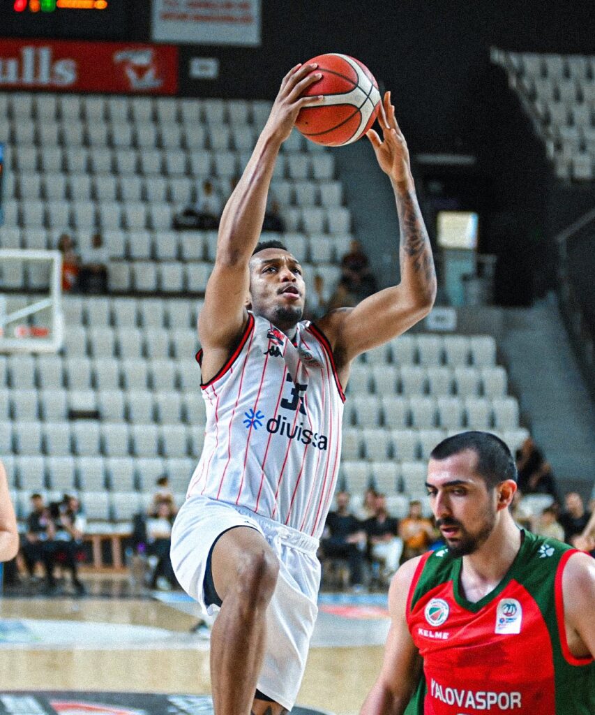 manisa basket yalovasporu yenip lige tutundu habermeydan e1747582435807