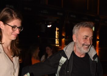 Mehmet Aslantuğ, sevgilisiyle ilk kez görüntülendi