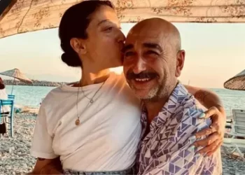 “Aşkın Yaşı Yoktur” Diyen Melike Şahin’den Konseri Sırasında Eşi Sedat Arpalık’a Öven Sözler!