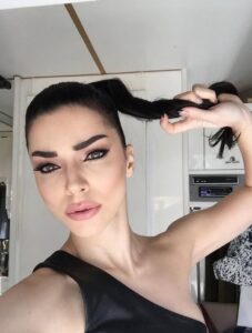 merve bolugur zincirlerini kirdi1 habermeydan