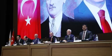 Erdoğan’dan MKYK’da yeni anayasa komisyonu kurulması talimatı