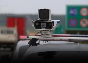 Bir yıldır gözetliyor! Bu radar aynı anda 4 araca ceza kesebiliyor