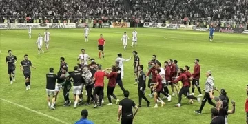 TFF, yarıda kalan Elazığspor-Vanspor maçı ile ilgili kararını açıkladı!