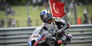 Toprak Razgatlıoğlu, Çekya’da 2. yarışını da kazandı!