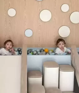 yasemin sefkatli ikizleri paylasti habermeydan