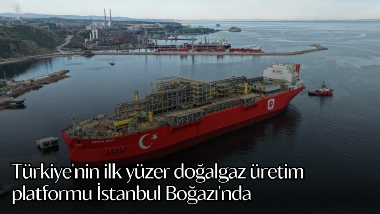 İstanbul Boğazı’nda transit gemi trafiği, saat 08.00 itibarıyla yüzer doğalgaz üretim platformu Osman Gazi’nin geçişi nedeniyle çift yönlü olarak durduruldu.