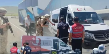 Düzensiz Göçe Yönelik Düzenlenen Denetimlerde 446 Göçmen Kaçakçılığı Organizatörü Yakalandı