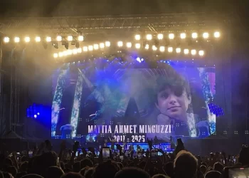 Guns N’ Roses konserinde Mattia Ahmet Minguzzi andı