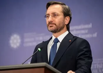 İletişim Başkanı Altun’dan Hz. Peygamber’e saygısızlık yapan karikatür dergisini kınama