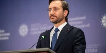 İletişim Başkanı Altun’dan Hz. Peygamber’e saygısızlık yapan karikatür dergisini kınama