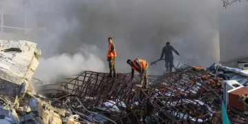 İran ve İsrail’den peş peşe saldırılar sürüyor! İsrail ordusu, İran’dan yeni bir füze saldırısı düzenlendiğini açıkladı