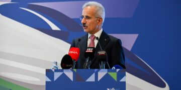 Bakan Uraloğlu açıkladı! Raylı sistemlere 500 milyon liralık destek