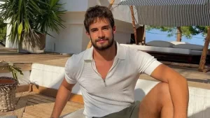 Survivor Batuhan Karacakaya sevgilisi Sinem Akar2 habermeydan