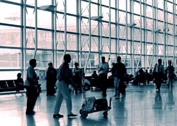 ABD’ye 12 ülkeden giriş resmen yasaklandı!