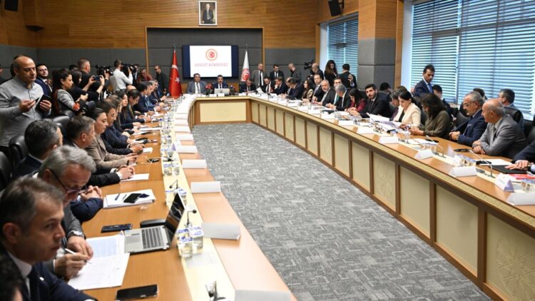 Türkiye Büyük Millet Meclisi Adalet Komisyonu, 10. Yargı Paketi’ni onayladı.