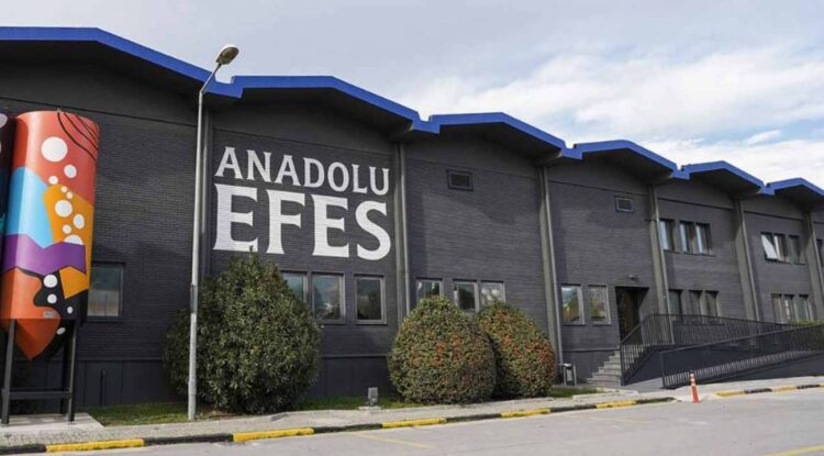 Anadolu Efes (AEFES), geçtiğimiz günlerde SPK'dan yüzde 900 oranında bedelsiz sermaye artırımı için onay almıştı.