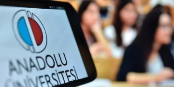 AÖF yaz okulu kayıtları nasıl yapılır, ders başına ücret ne kadar?