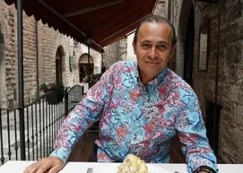 Ayhan Sicimoğlu’ndan ürkütücü itiraf: Kara büyü ayinine katıldım, hayatım değişti