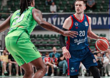 Bahçeşehir Koleji, TOFAŞ’ı geçip yarı finale yükseldi!