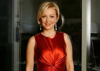 Berna Laçin’den Bakan Yerlikaya’ya ‘Yeni Akit’ çıkışı