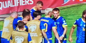 Bosna Hersek’i Edin Dzeko kurtardı!