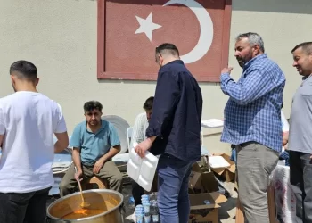 Boyabat Çattepe’de, bayram geleneği olan mezarlık ziyareti devam etti!
