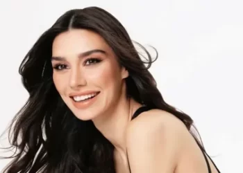 Burcu Kıratlı tatilde kaza geçirdi: Nazara geldik!