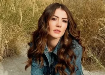 Burcu Özberk’ten “Daha kilo alma” söylemlerine cevap!