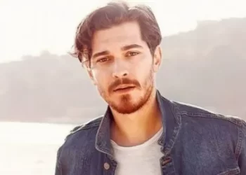 Çağatay Ulusoy'a çifte vatandaşlık Bulgaristan'dan Çağatay Ulusoy’a çifte vatandaşlık Bulgaristan’dan