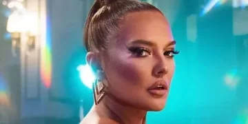 Demet Akalın’ın tatil pozları