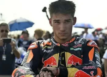 Deniz Öncü, Hollanda’da yarışı bitiremedi!