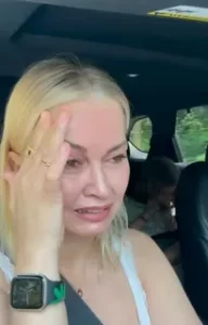 didem uzel otomobil kullanirken agladi1 habermeydan