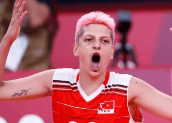 Ebrar Karakurt Eczacıbaşı Dynavit’te!