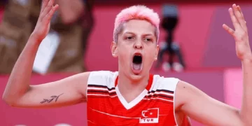 Ebrar Karakurt Eczacıbaşı Dynavit’te!