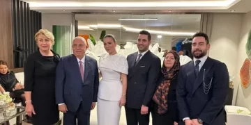 Sinan Engin’in kızı Elif Engin kimdir, ne iş yapıyor?