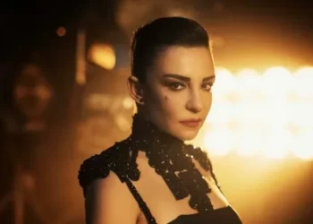 Ünlü şarkıcı Fatma Turgut’un ehliyetine el konuldu