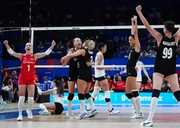 Filenin Sultanları, Kanada’ya set vermedi!