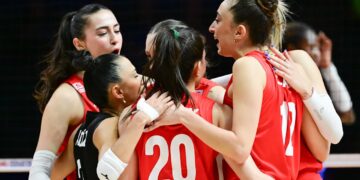 Filenin Sultanları, VNL 2025’e galibiyetle başladı!