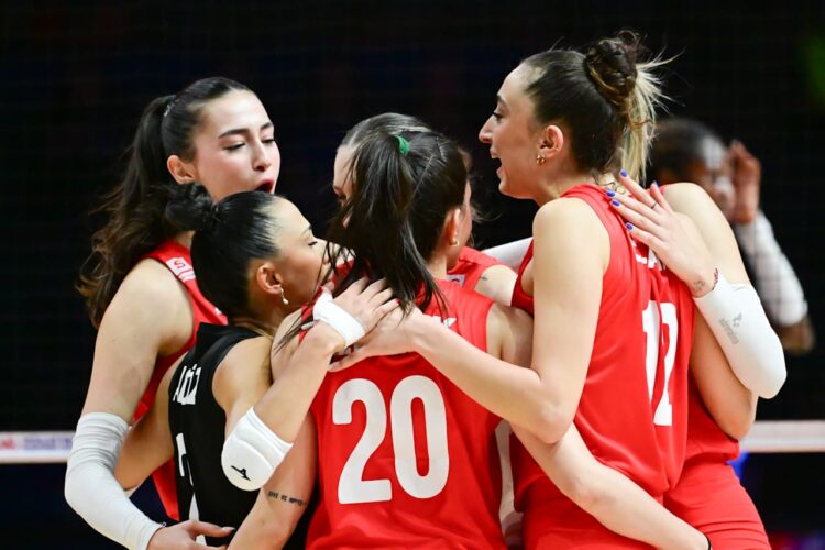 filenin sultanlari vnl 2025e galibiyetle basladi habermeydan