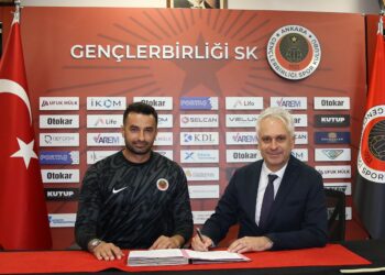 Gençlerbirliği, kaleci Gökhan Akkan’ı kadrosuna kattı!