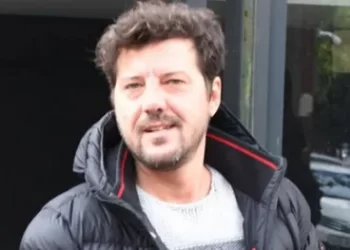 İlker Aksum sinirlerine hakim olamadı trafikte kavga etti!