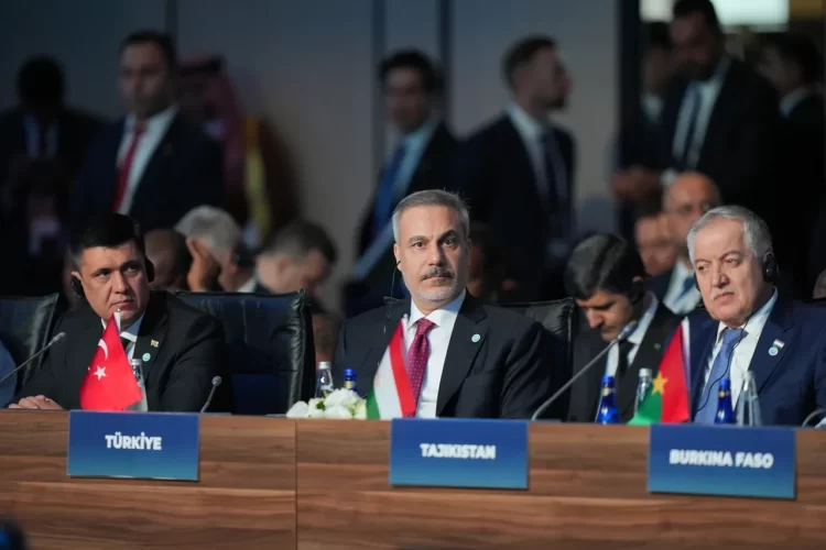 İslam İşbirliği Teşkilatı (İİT) Dışişleri Bakanları Konseyi’nin 51. Oturumu bugün İstanbul’da gerçekleştiriliyor.