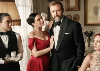 Kral Kaybederse üç kategoride de birinci seçildi