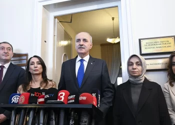 TBMM Başkanı Kurtulmuş, DEM Parti TBMM Grubu ile bir araya geldi