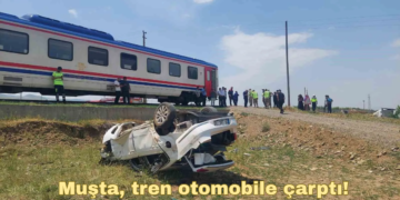 Muş’ta, otomobile çarpan tren 1 kişiyi yaraladı!