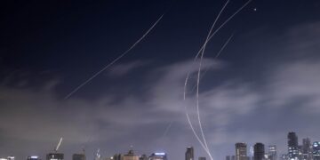 Savaşta 7. gün: İran füzeleri İsrail’i vurdu!