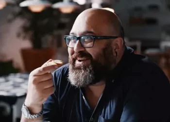 Şef Somer Sivrioğlu, yeni sevgilisiyle tatilde