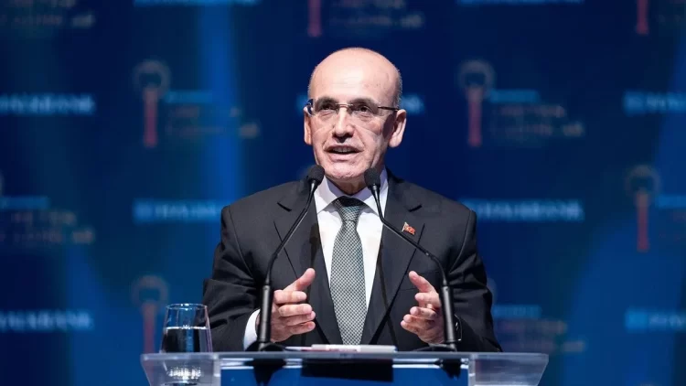 Bakan Şimşek ağustos ayı enflasyon verilerini değerlendirdi Bakan Şimşek ağustos ayı enflasyon verilerini değerlendirdi.